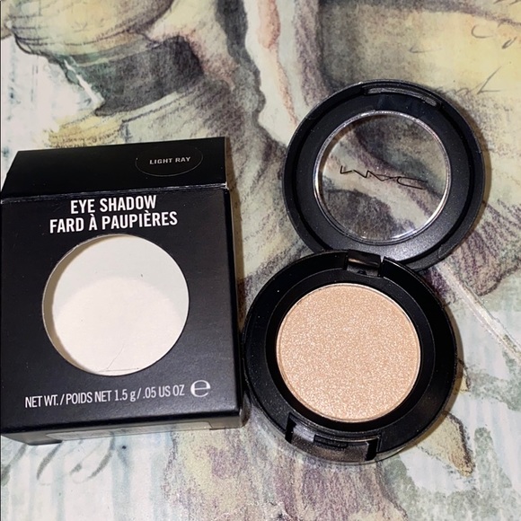MAC Cosmetics Other - MAC COSMETICS BNIB Light Ray eyeshadow